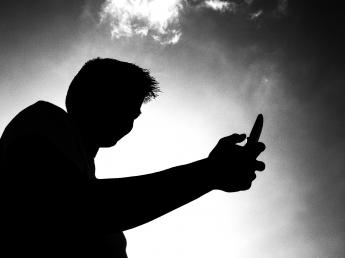 mobile_by_ocarre.jpg