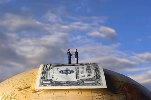 bankers-rule-the-world_id218857_size485.jpg