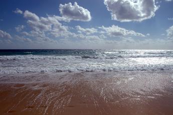 beach_1_by_jefras.jpg