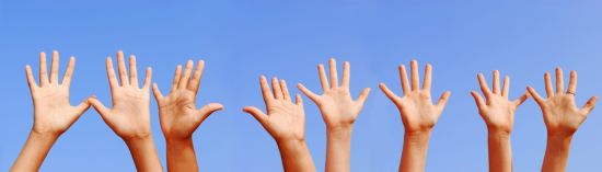 citizen-hands-up_id2035551_size550.jpg