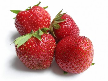 strawberries_by_yaals_350.jpg