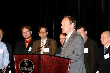 tim_berners_lee_speaking.jpg