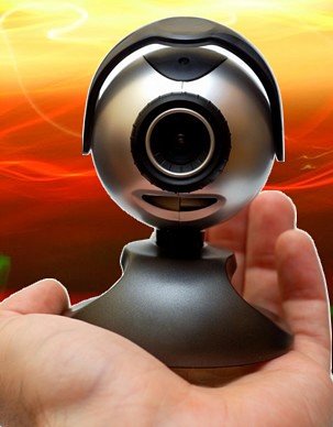 webcam-hand_id6198621_fx-size303.jpg
