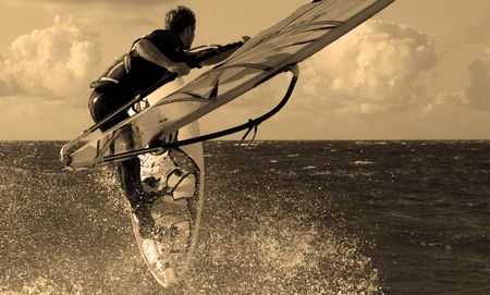 windsurfer_188123_9174_450.jpg