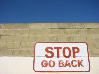 stop_go_back_by_dtack.jpg
